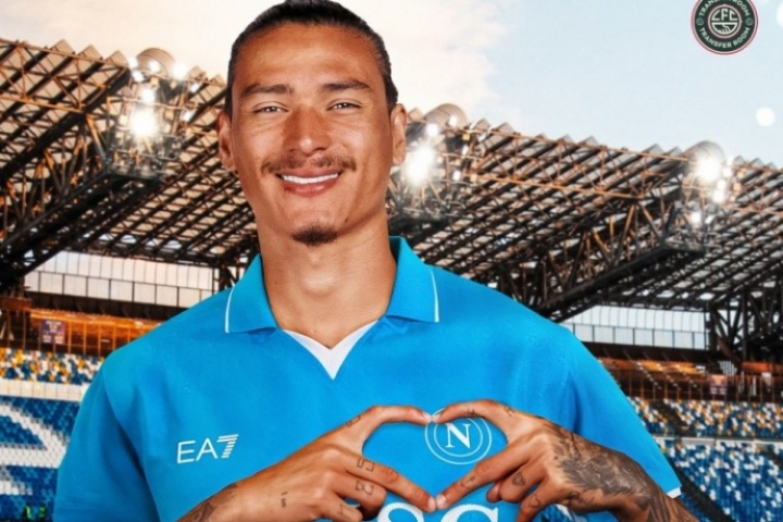 乐鱼体育全站-罗体：那不勒斯5500万欧报价努涅斯，已接近红军6000万欧要价