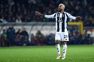 乐鱼体育全站-记者：道格拉斯-路易斯预计下周返回尤文，俱乐部将对其采取措施