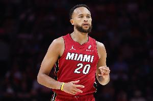 乐鱼体育下载-李凯尔高效砍下19分！斯波：他的价值怎么称赞都不为过