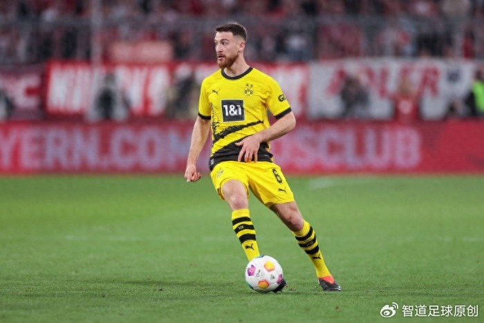 乐鱼体育下载-土超不是冤大头 28岁多特蒙德中场身价350万欧 索要400万欧年薪|厄兹詹|土耳其|德甲|贝西克塔斯|萨利赫·厄兹詹_新浪体育_新浪新闻