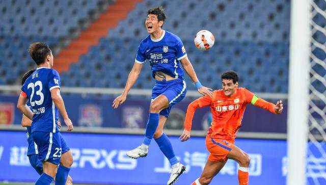 乐鱼体育官方网站-历年中超最后3轮争冠史：7个赛季冠军末轮才揭晓