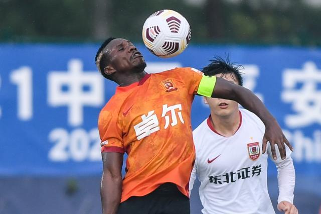 乐鱼体育官方网站-【中超】埃弗拉破门+造点 武汉2比2亚泰赛季仍不胜